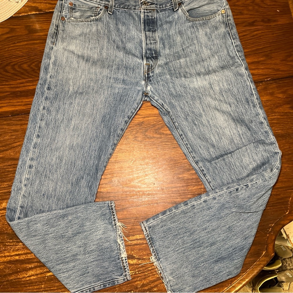 Levi's Men's 501 Original Fit Jeans Straight Leg Button Fly 100% Cotton